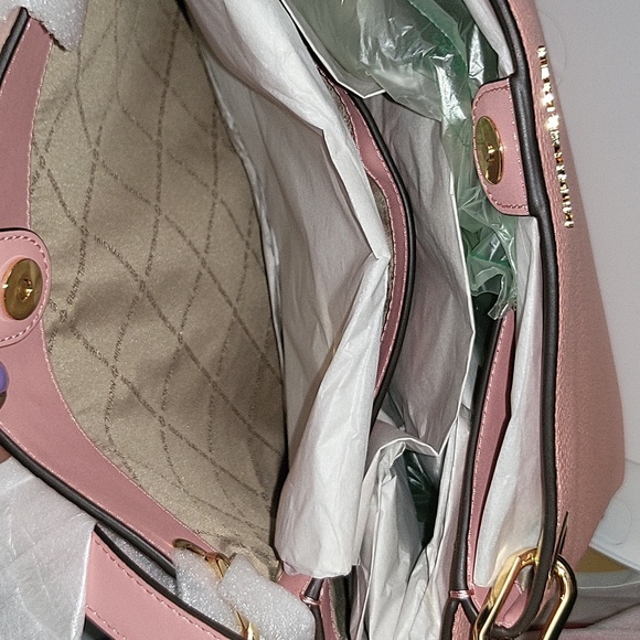NWT GORGEOUS PINK MICHAEL KORS TRISHA SHOULDER BAG - Picture 9 of 11